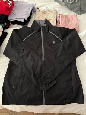 PwC Women’s Black Lightweight Zip-Front Jacket